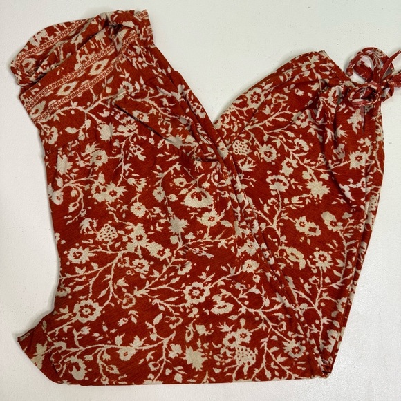 Robin Piccone Paprika Red Floral Cover-Up Pants – Size M - Picture 5 of 9